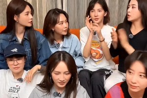 金晨整容翻车：从灵气小花到蜡像脸