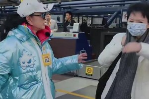 《一路繁花》嘉宾表现大揭秘：刘晓庆活力四射，李小冉引争议